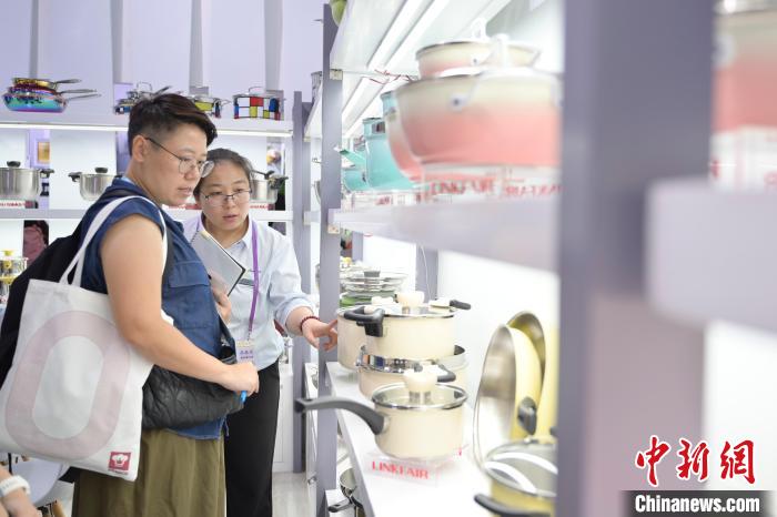 中国轻工产品加速迈向中高端 中国轻工产品加速迈向中高端